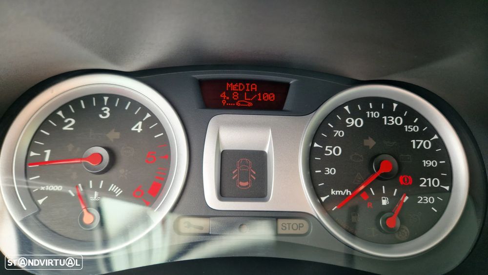 Renault Clio 1.5 dCi Business - 6