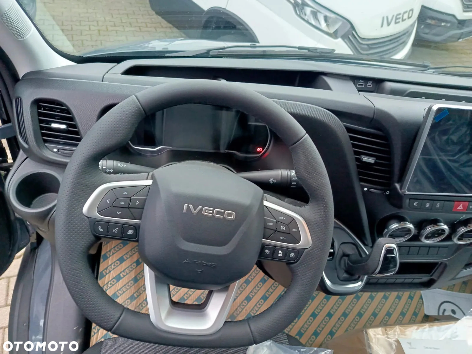 Iveco Daily / Pewny partner w biznesie ! - 10