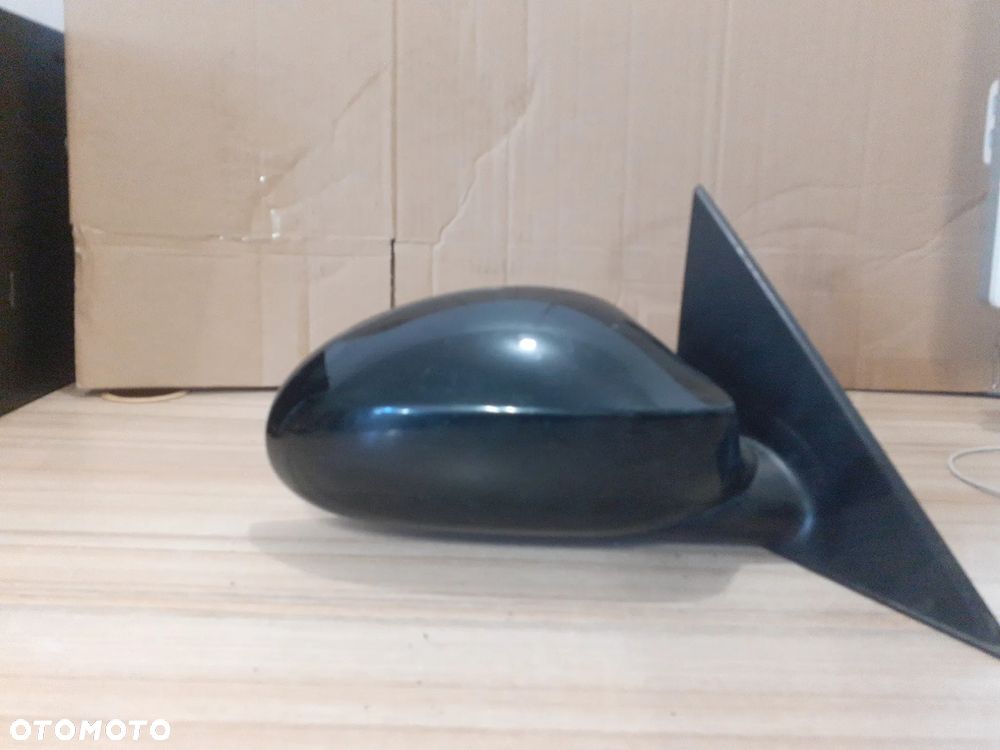 # LUSTERKO PRAWE BMW E87 5PIN SCHWARZ2 - 1