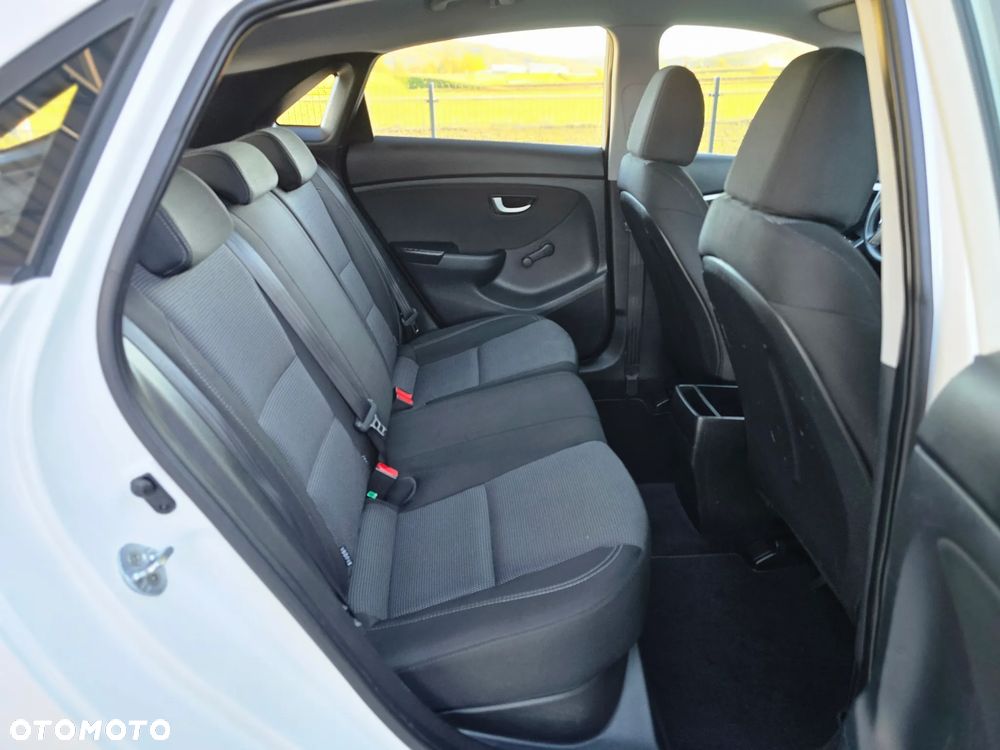 Hyundai i30 1.4 Classic - 19