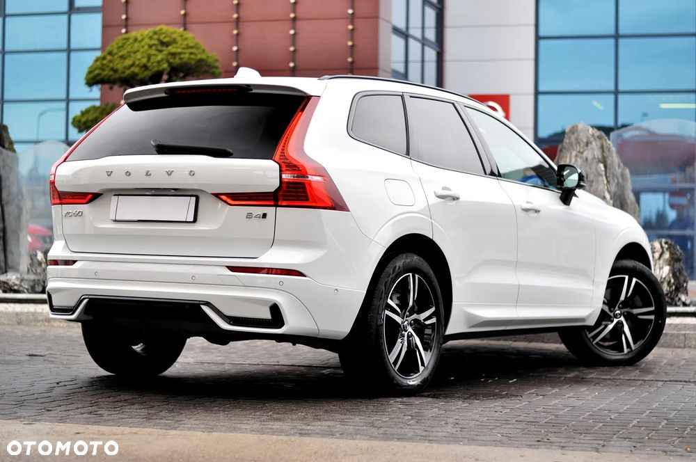 Volvo XC 60 B4 D AWD Ultimate Dark - 12