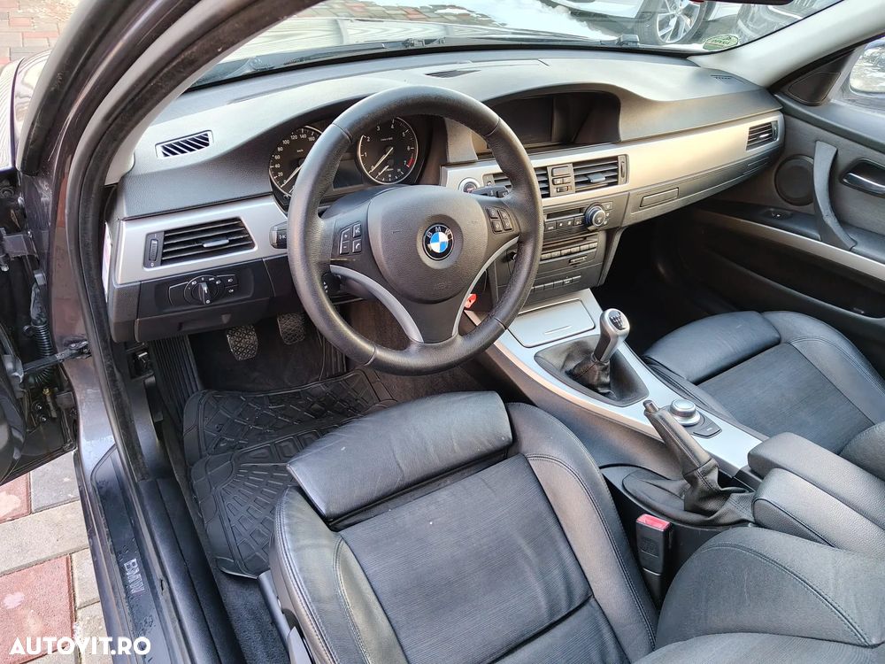 BMW Seria 1 118i - 15