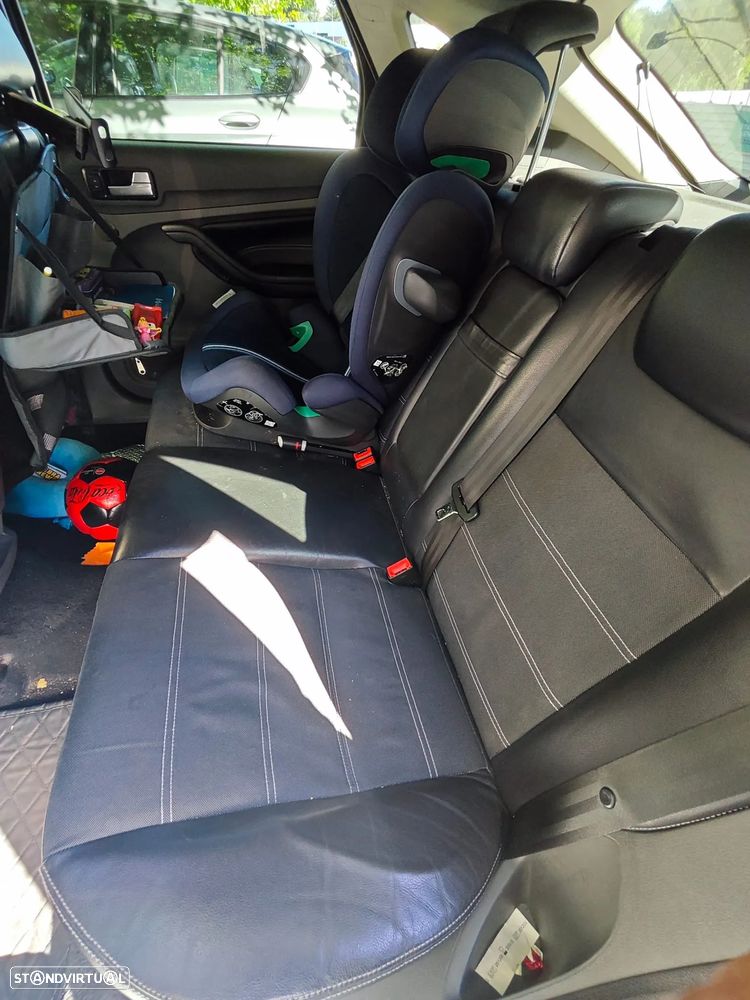 Ford Focus 1.6 TDCi Titanium DPF - 13