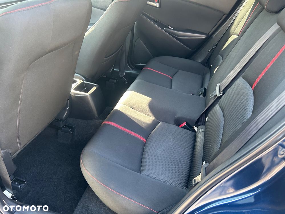 Mazda 2 - 10
