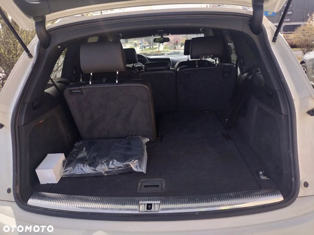Audi Q7 3.0 TDI DPF clean diesel Quattro Tiptronic - 29