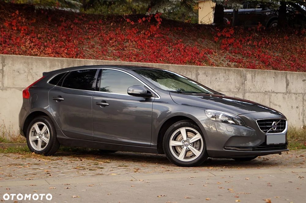 Volvo V40 D3 Summum - 4