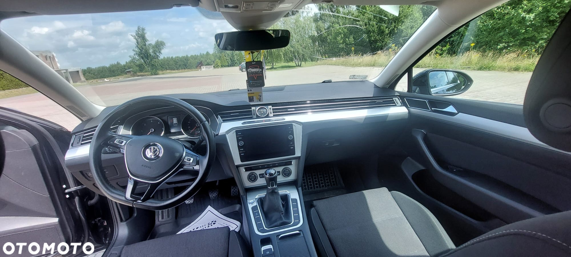 Volkswagen Passat - 9