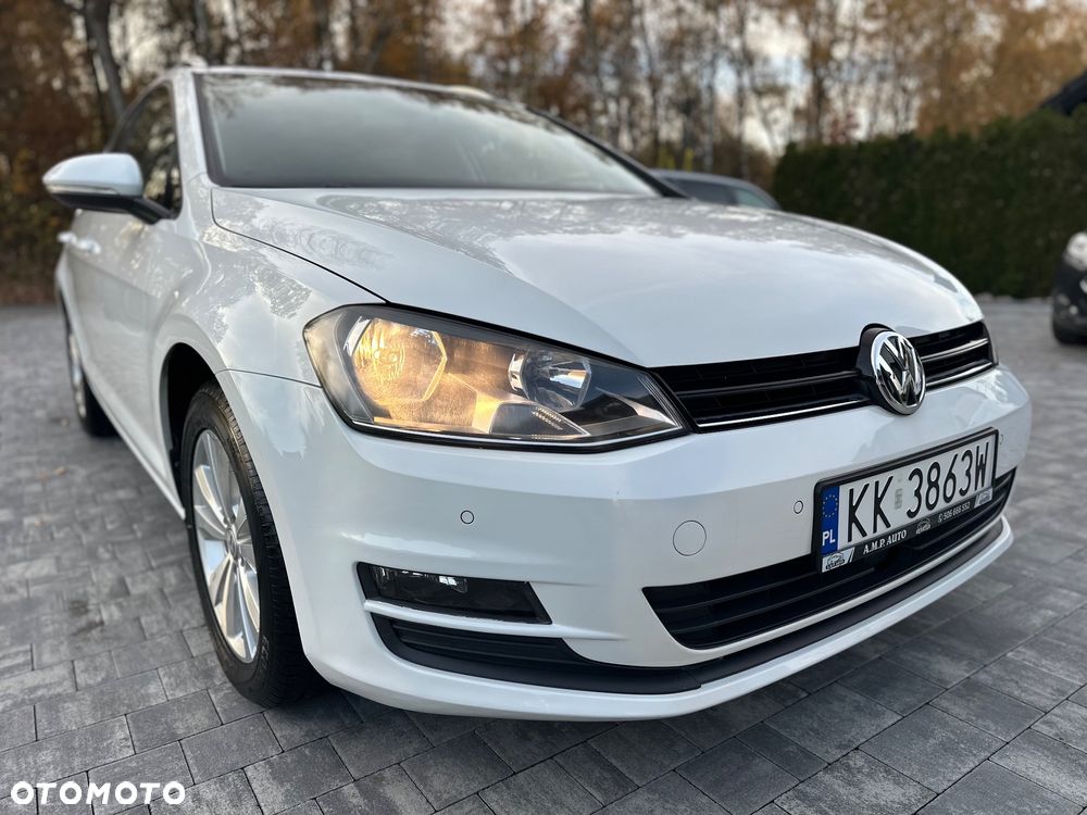 Volkswagen Golf 1.6 TDI BlueMotion Technology Comfortline - 24