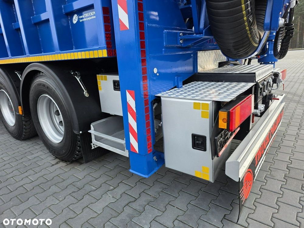 Renault MTS DINO 3 odkurzacz koparka ssąca substancje sypkie - 14