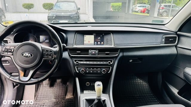 Kia Optima - 7