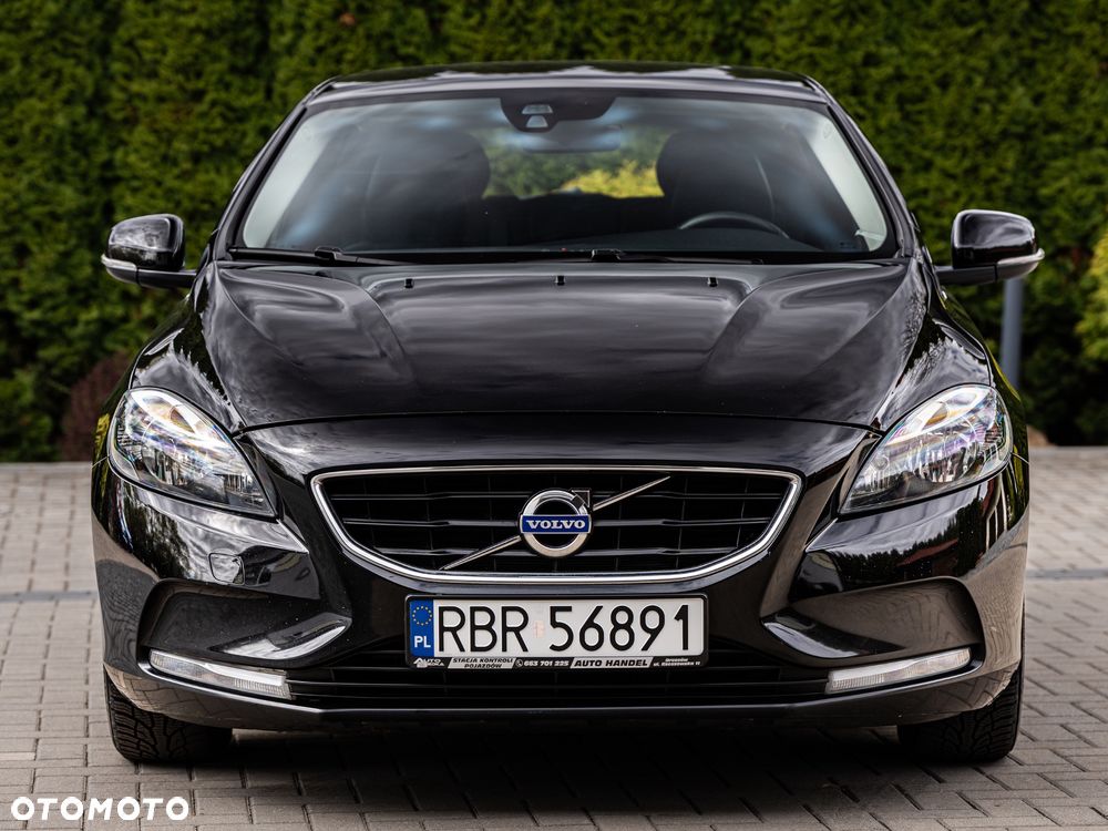 Volvo V40 D2 - 15