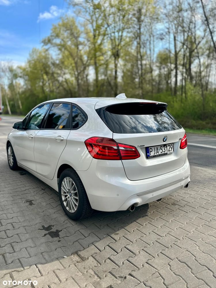 BMW Seria 2 220d xDrive Sport-Aut M Sport - 3