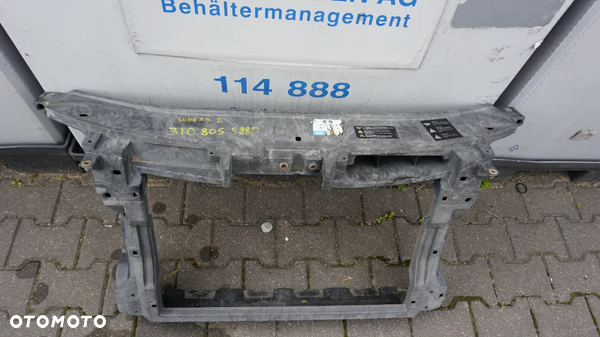 PAS PRZEDNI WZMOCNIENIE CZOŁOWE SKODA SUPERB II 3T0805588D