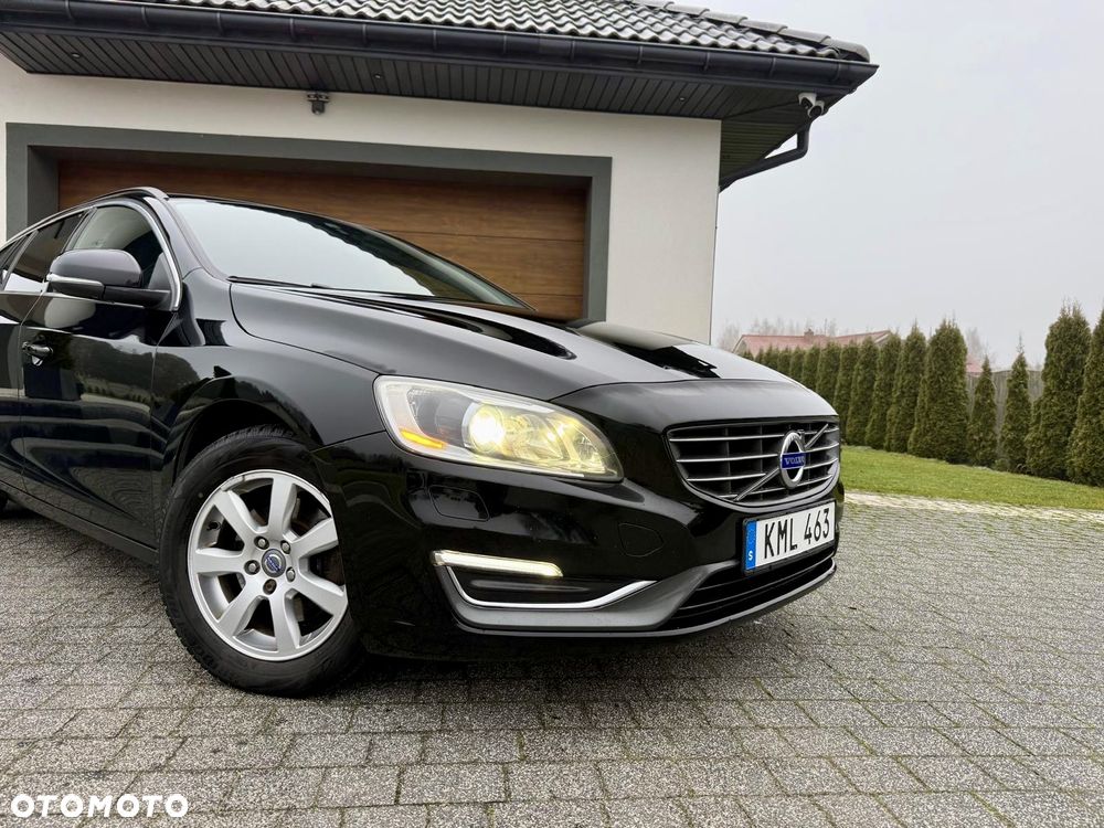 Volvo V60 D4 Momentum - 10