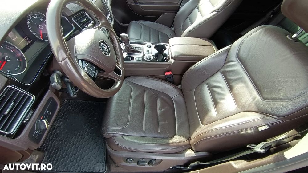 Volkswagen Touareg V6 TDI BMT Supreme Plus - 16