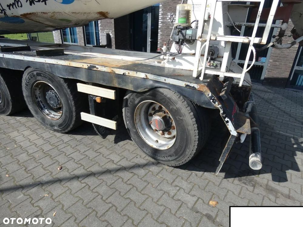MAN TGS 49.420 10x4 10T OŚ SKRĘTNA - 9