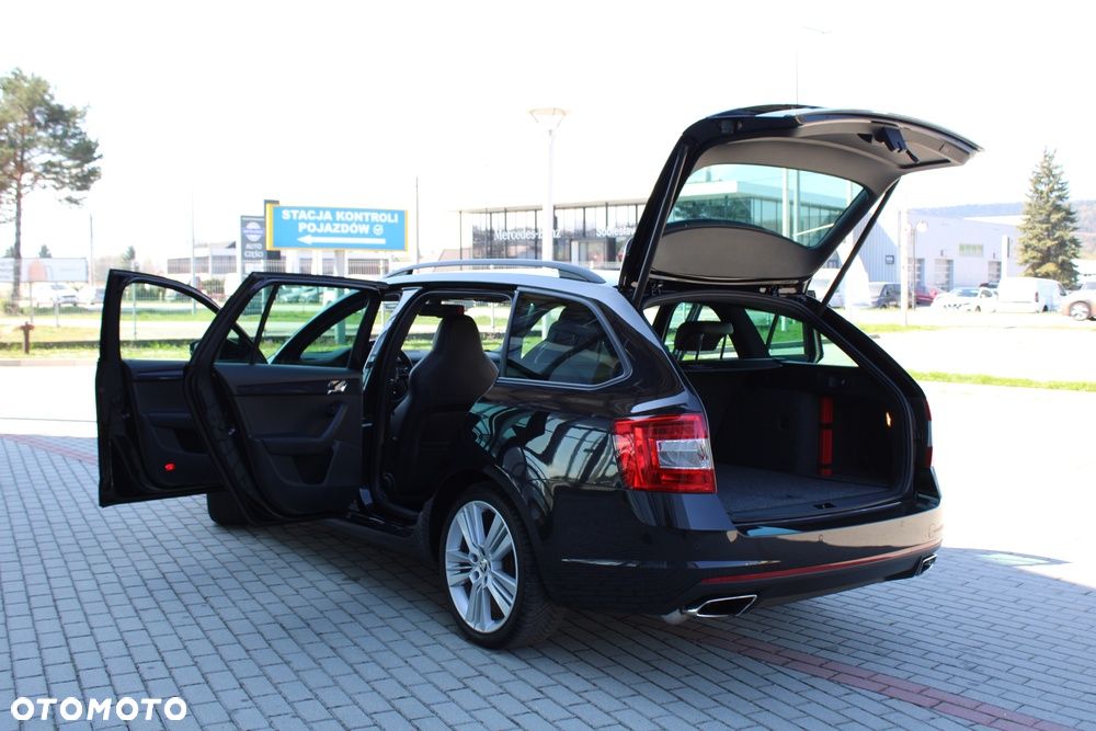 Skoda Octavia 2.0 TSI (Green tec) DSG RS - 19