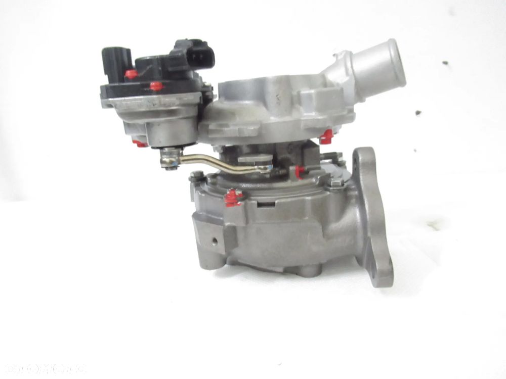 Turbina Toyota Auris Yaris Corolla 1.4 D-4D 90 KM 780708 172010N041
