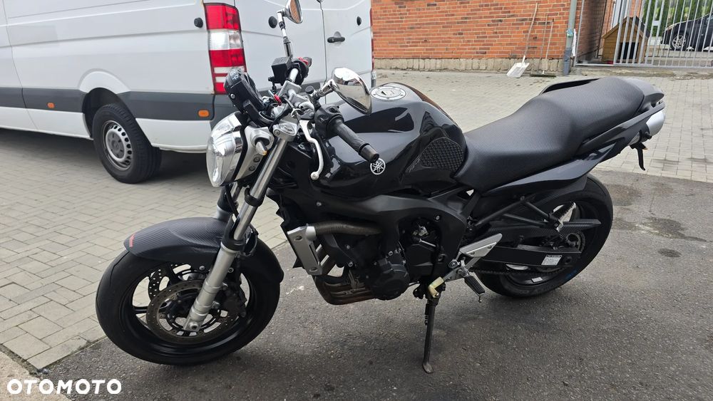 Yamaha FZ6