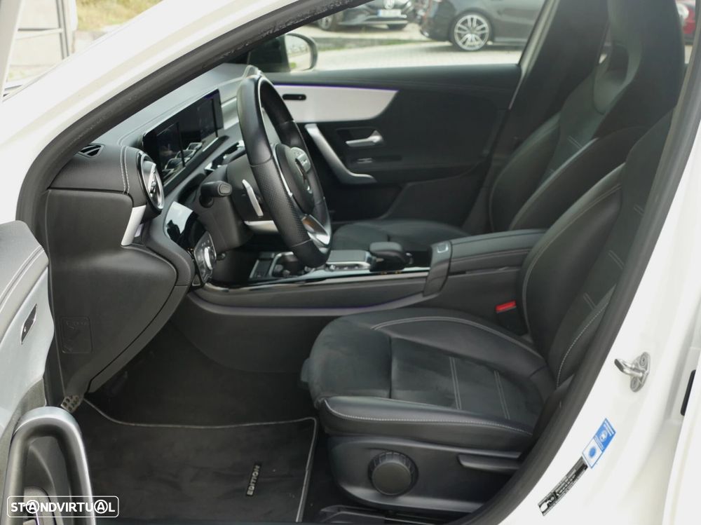 Mercedes-Benz A 250 e AMG Line - 24