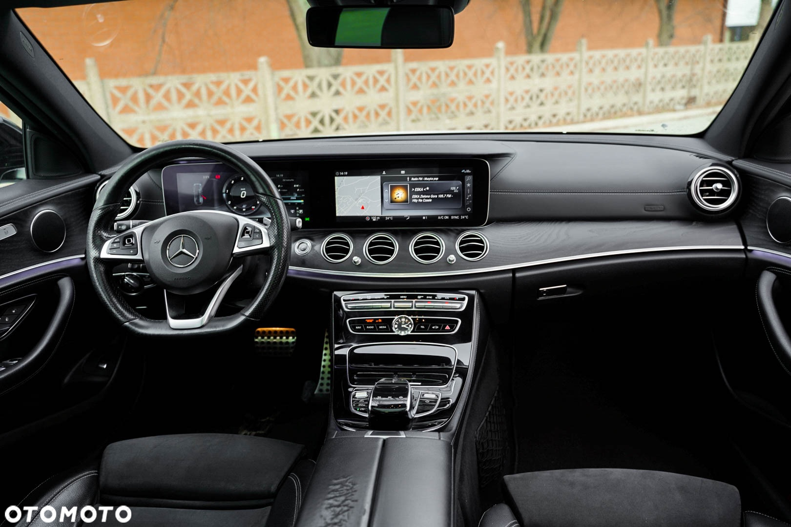 Mercedes-Benz Klasa E 220 d 9G-TRONIC - 20