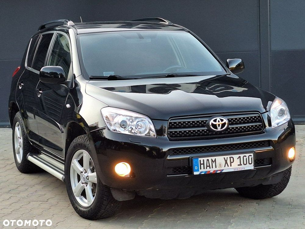 Toyota RAV4 - 3