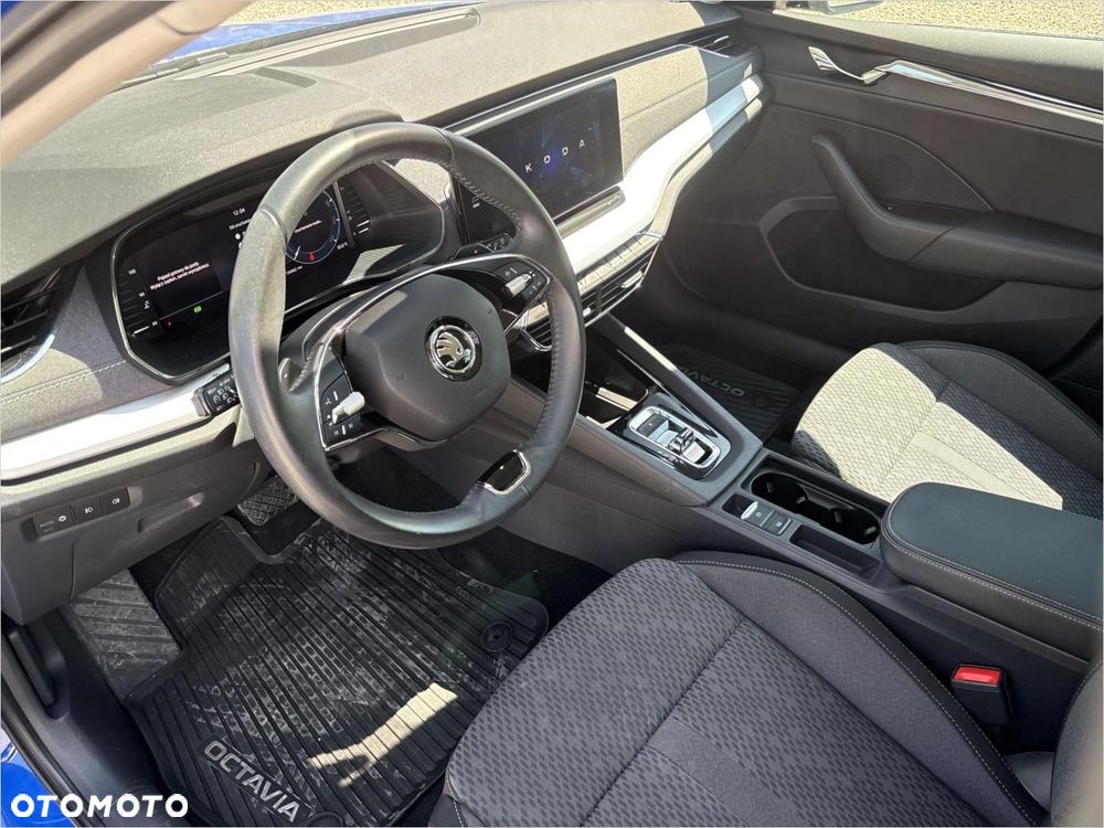 Skoda Octavia 2.0 TDI Style DSG - 9