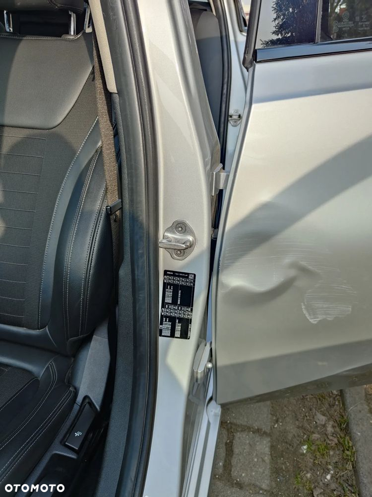 BMW Seria 3 318d Business Edition - 18