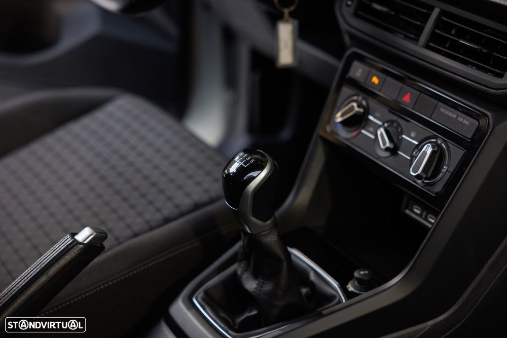 VW T-Cross 1.0 TSI - 21
