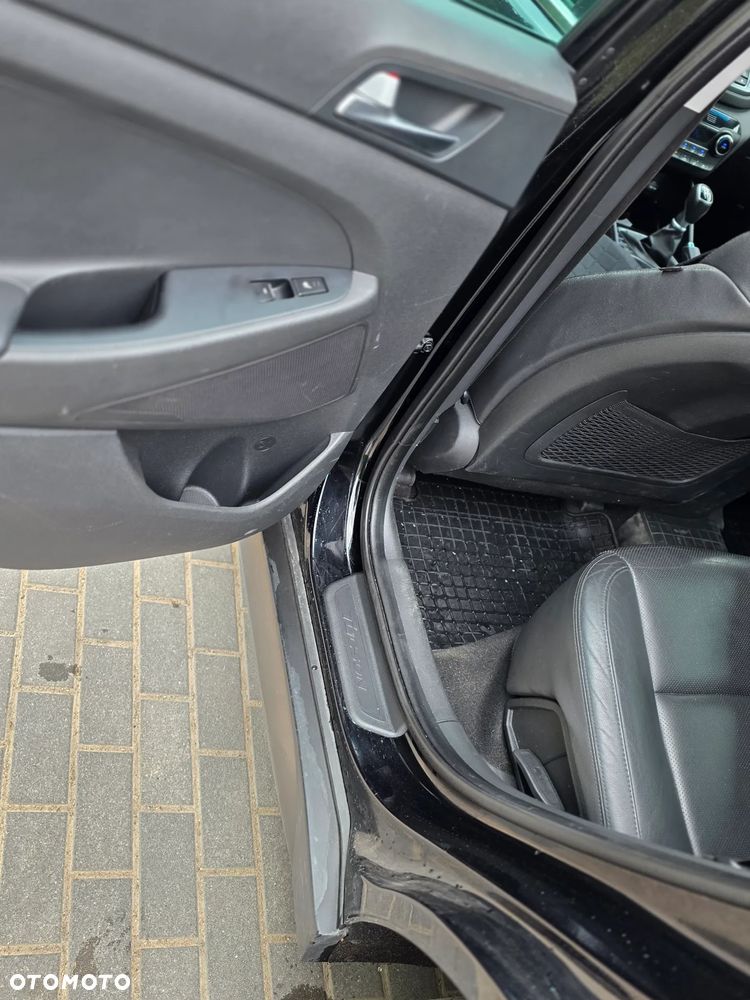 Hyundai Tucson 2.0 CRDI 4WD Style - 8