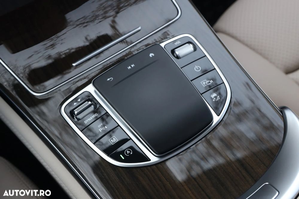 Mercedes-Benz GLC 220 d 4MATIC 9G-TRONIC - 25