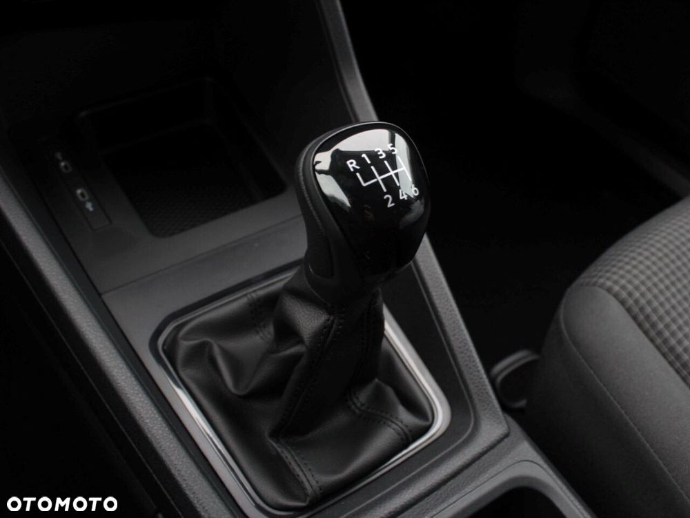 Volkswagen Caddy - 21