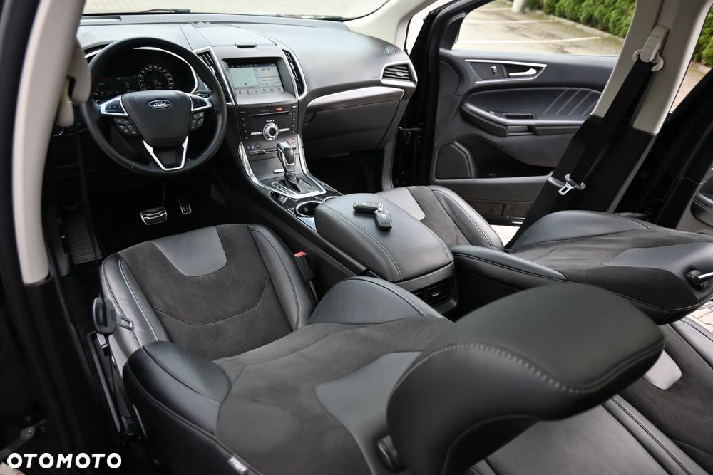 Ford Edge 2.0 TDCi Twin-Turbo 4WD ST-Line - 25