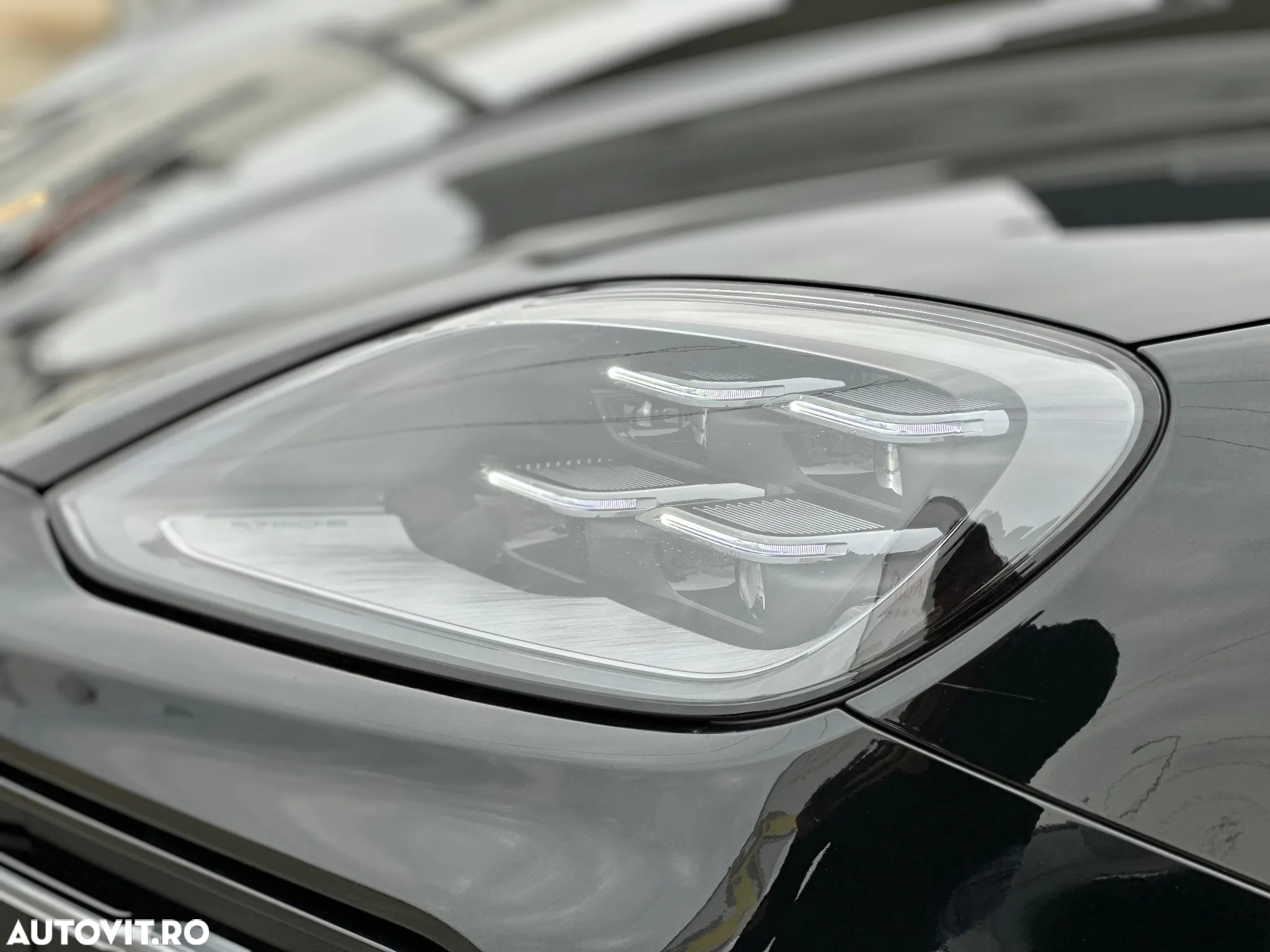 Porsche Cayenne Coupe Standard - 25