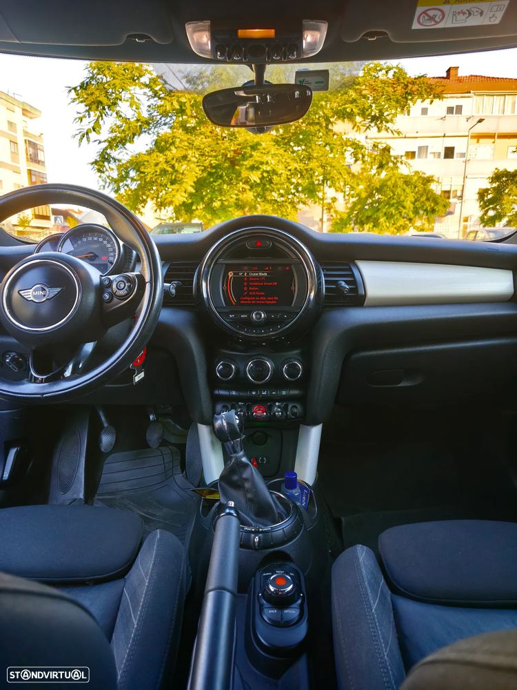 Usado MINI 5 Portas 2015 - 12 000 EUR, 133 000 km - Standvirtual.com