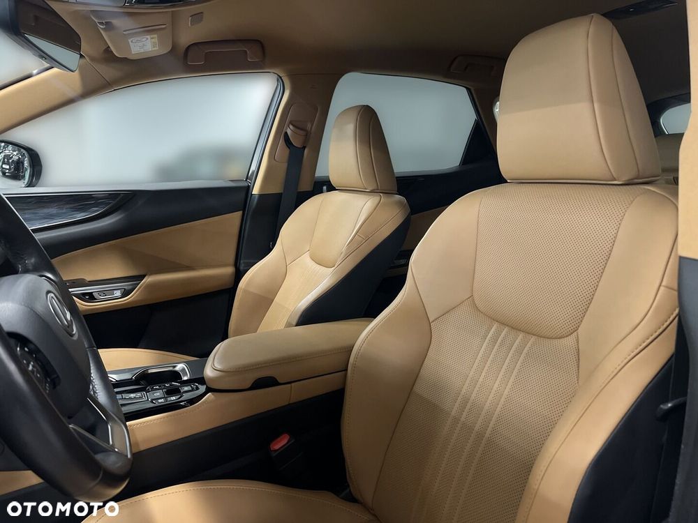Lexus NX - 11