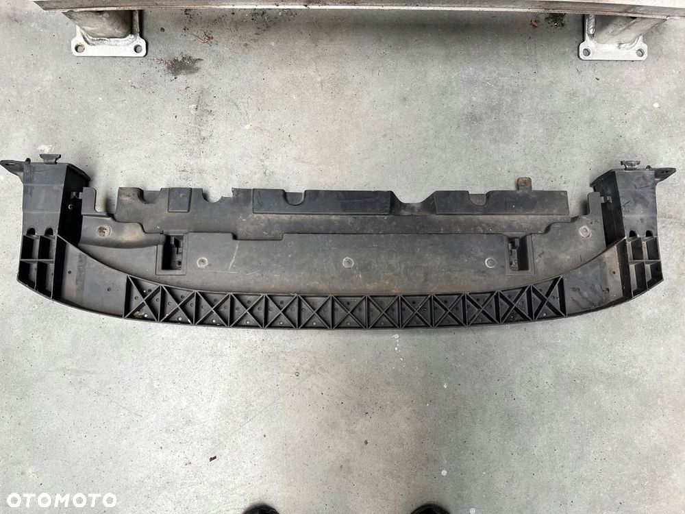 PAS PRZEDNI / BELKA / WENTYLATOR / CITROEN C3 PICASSO LIFT 1,6HDI - 3