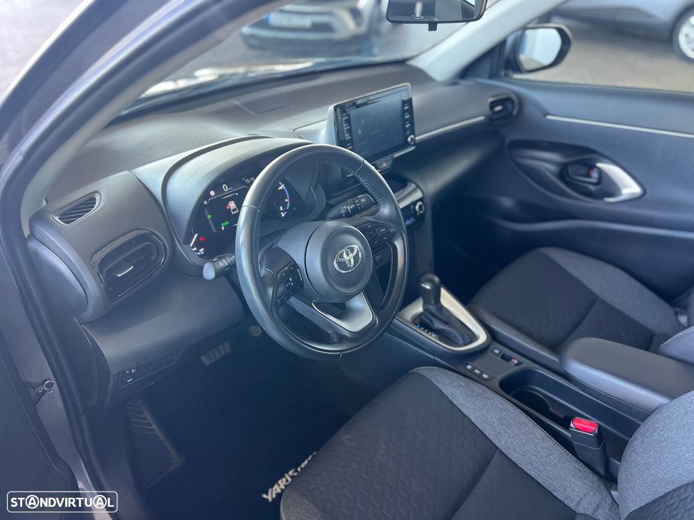 Toyota Yaris Cross 1.5 HDF Comfort Plus - 6