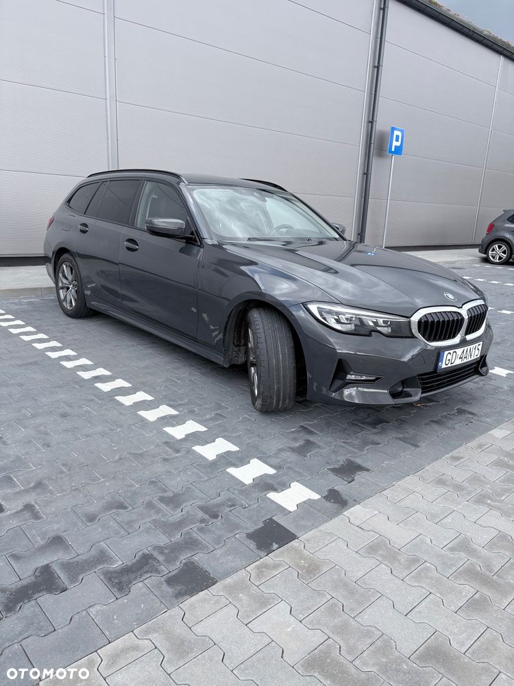 BMW Seria 3 320d Sport Line - 6