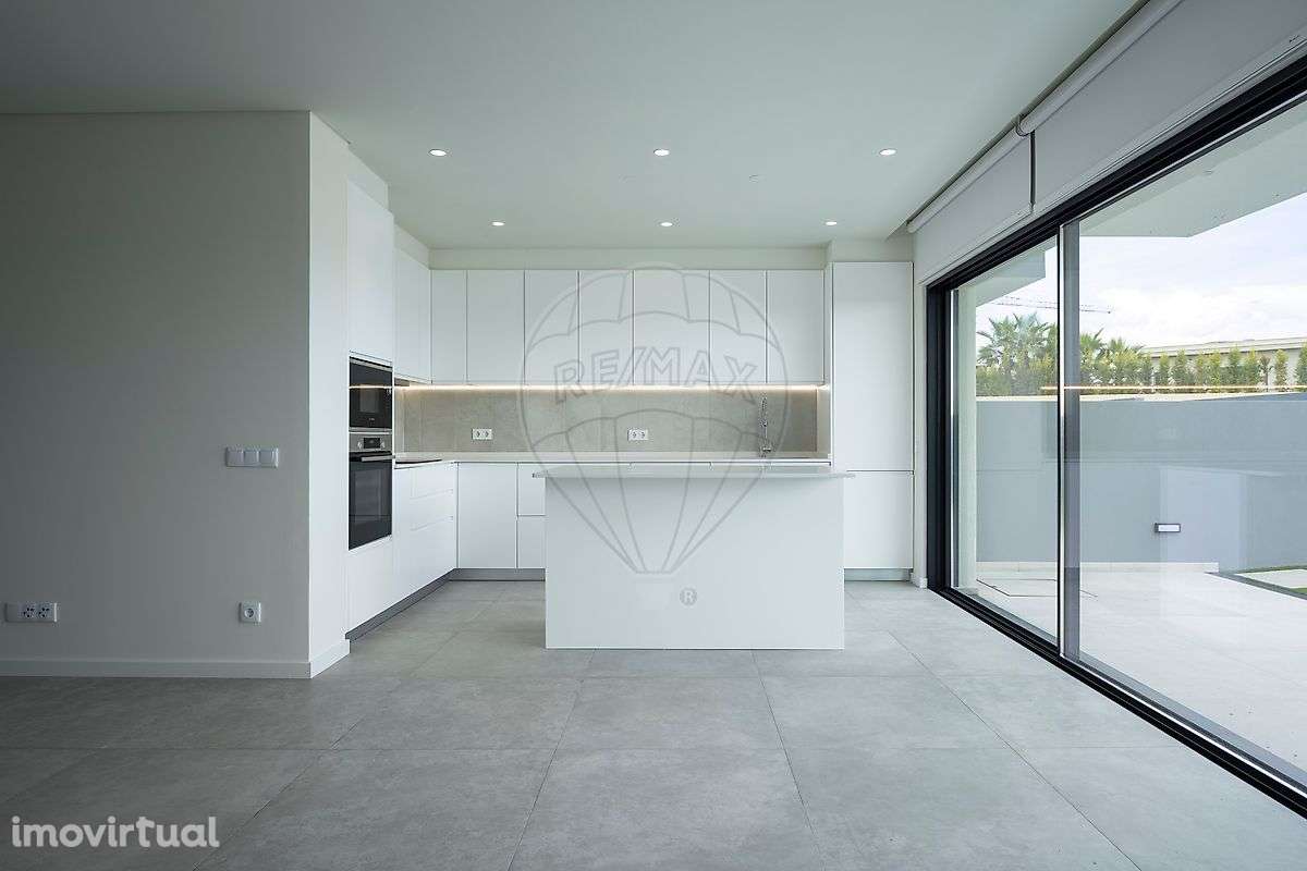 Moradia T4 para venda - Grande imagem: 2/38