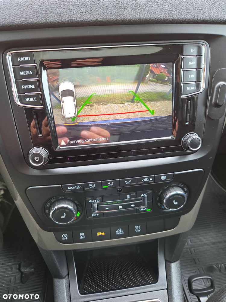 Skoda Yeti Outdoor 1.4 TSI 4x4 DSG L&K - 17