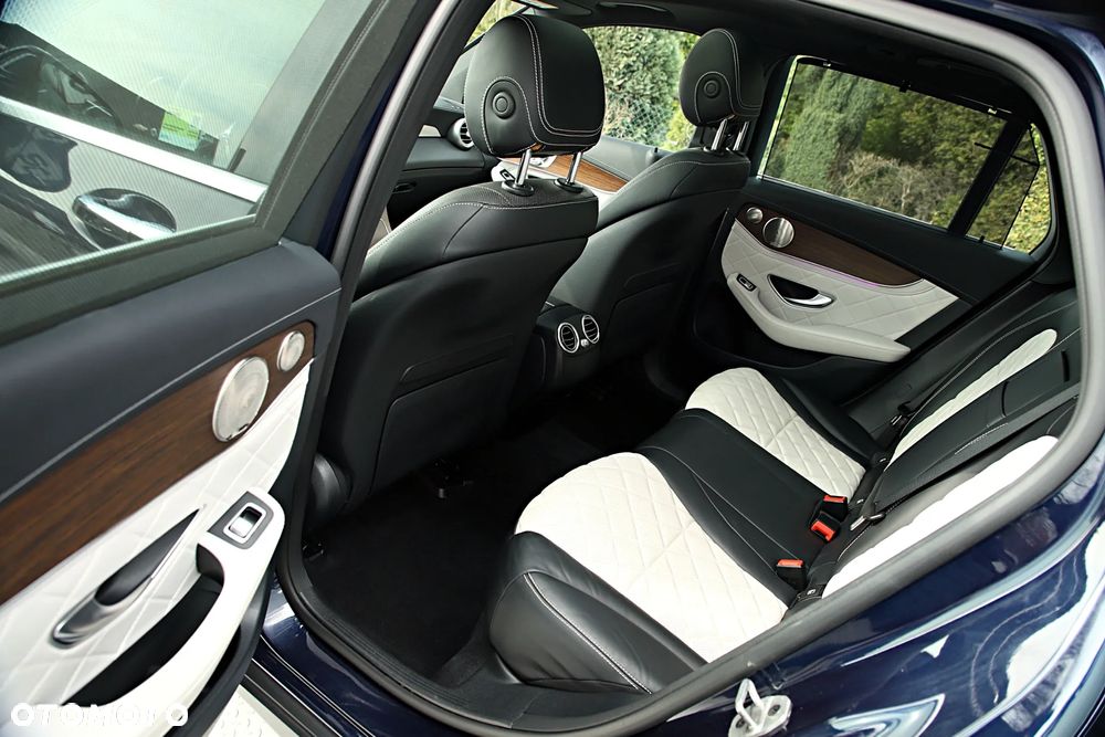 Mercedes-Benz GLC - 19