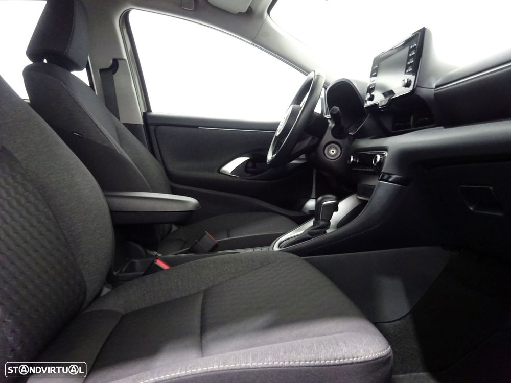 Toyota Yaris 1.5 HDF Comfort Plus - 6