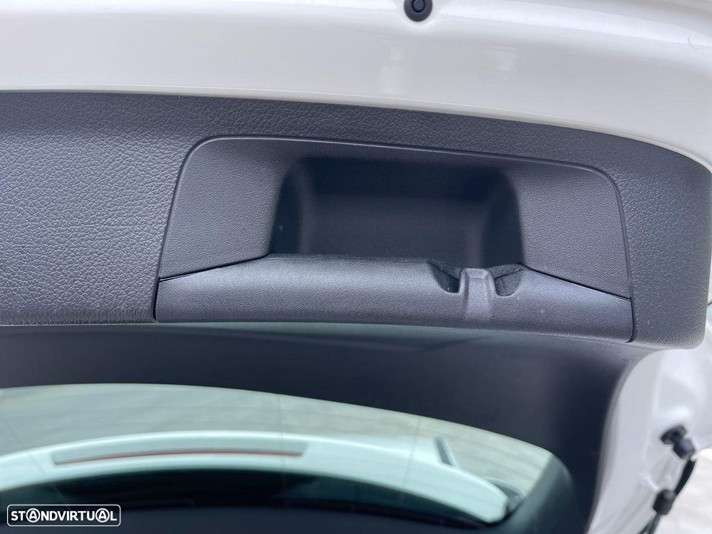 Mercedes-Benz A 200 Standard - 20