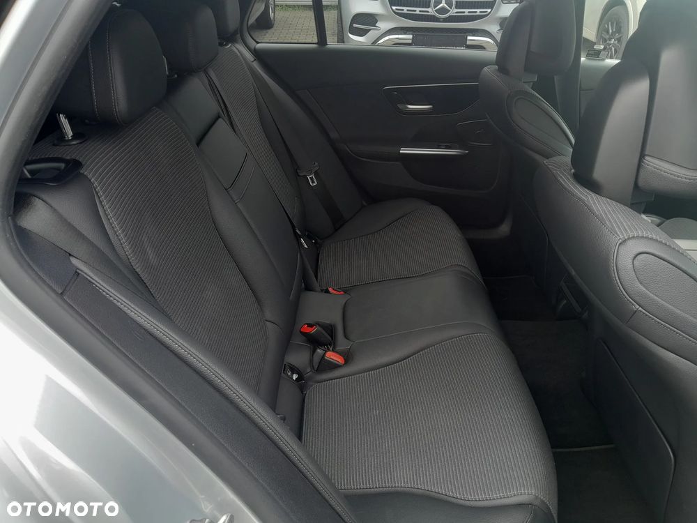 Mercedes-Benz Klasa C 220 d mHEV Avantgarde - 18