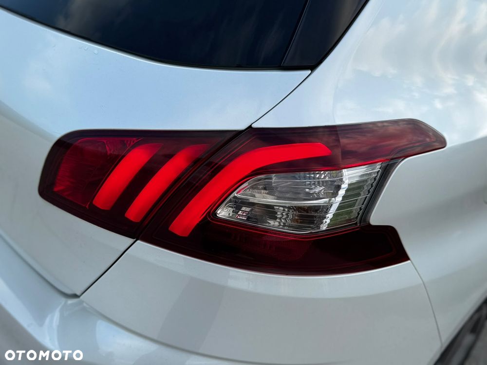 Peugeot 308 1.6 THP Allure - 5