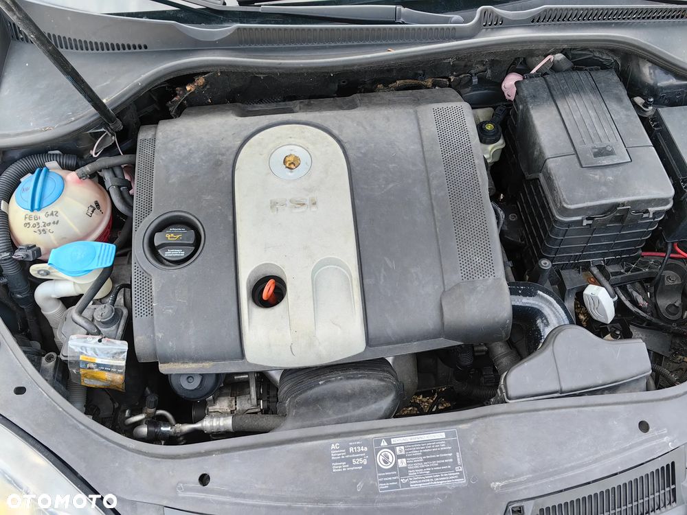 Volkswagen Golf 1.6 FSI GT Sport - 25