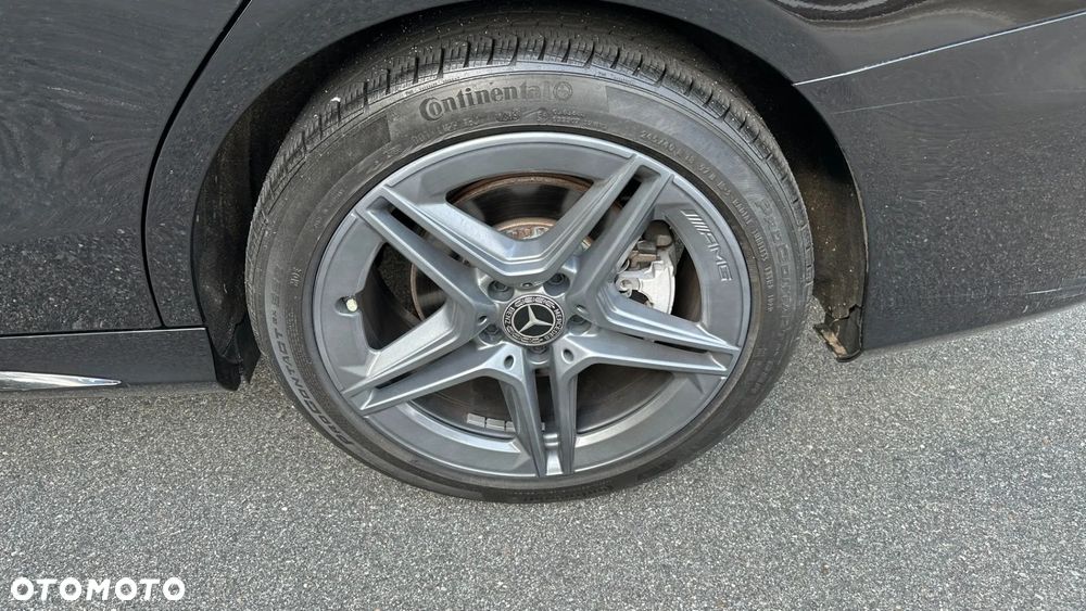 Mercedes-Benz Klasa C 300 9G-TRONIC AMG Line - 39