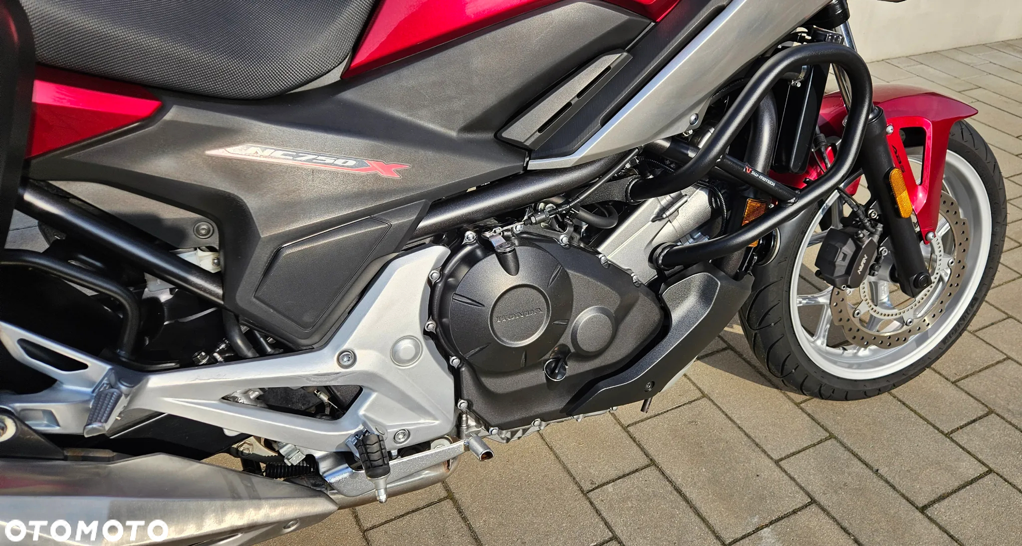 Honda NC - 16