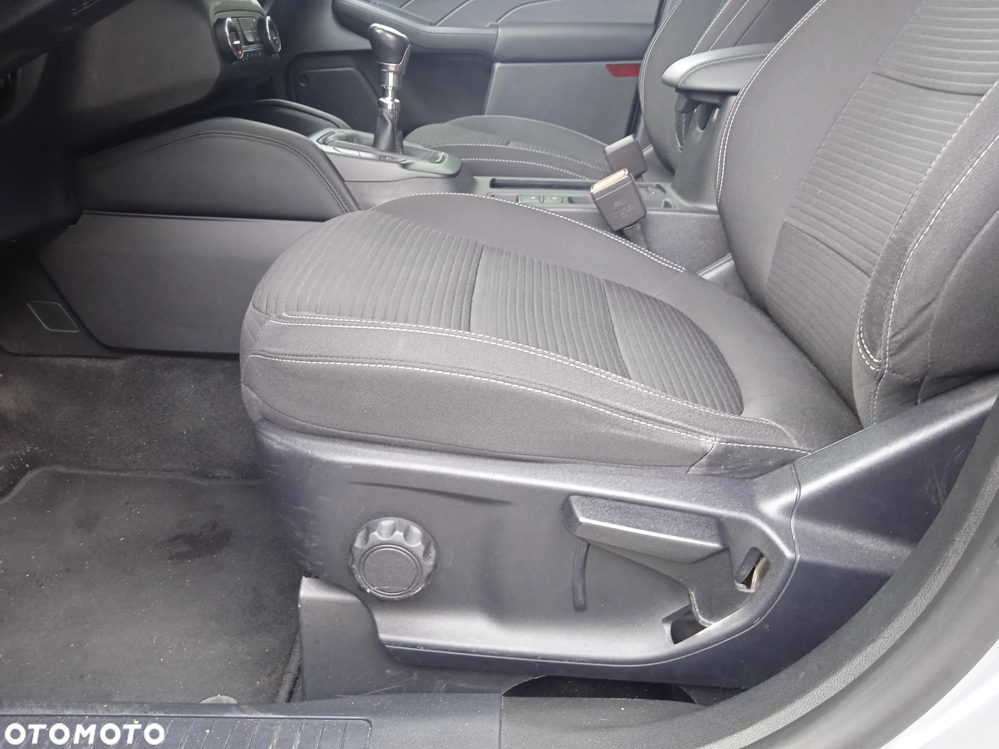 Ford Kuga 1.5 EcoBoost FWD Titanium - 31